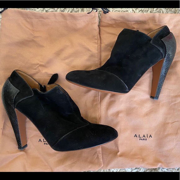 Alaia Shoes - Vintage Alaia Mule Ankle Boot